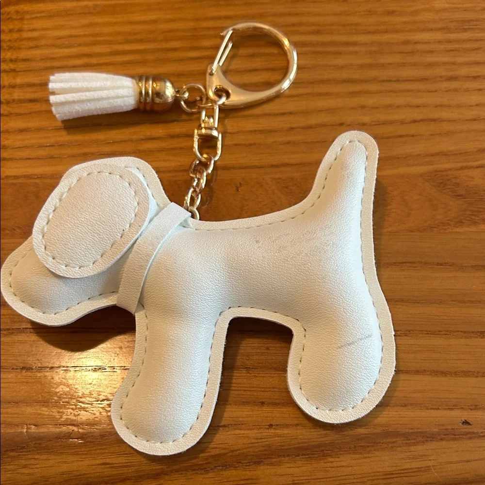 White Dog Tassel Keychain Charm - Picture 3 of 3
